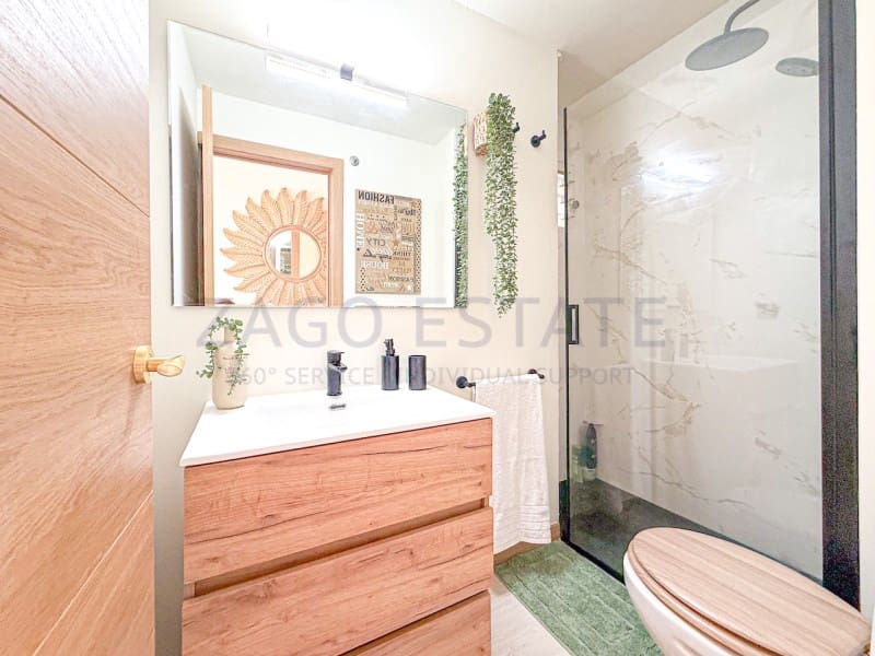 2 makuuhuone Asunto myytävänä paikassa Benidorm mukana uima-altaan - 239 900 € (Ref: 10026976)