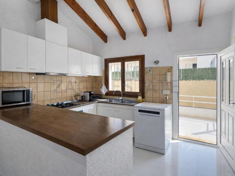 3 slaapkamer Halfvrijstaande villa te huur in Albir met zwembad garage - € 1.800 (Ref: 10067679)