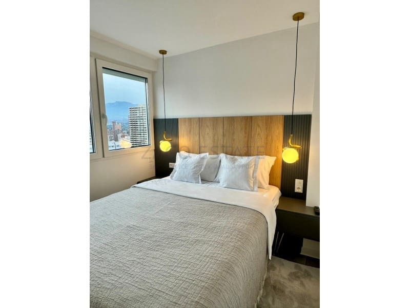 2 soverom Leilighet til leie i Benidorm med garasje - € 1 500 (Ref: 10119032)