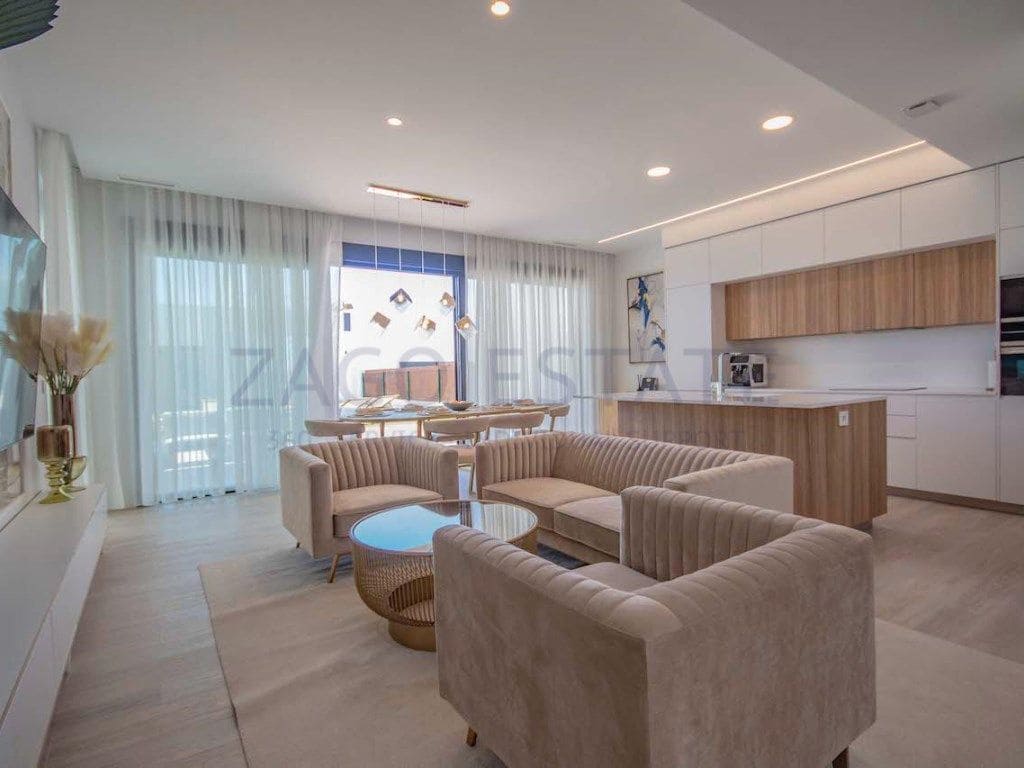 4 bedroom Villa for sale in Finestrat - € 950,000 (Ref: 9468707)