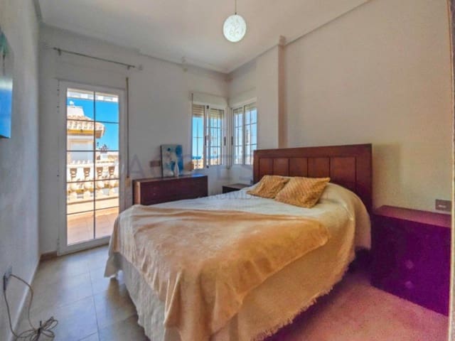 3 soveværelse Villa til salg i Torreblanca, Torrevieja med garage - € 450.000 (Ref: 9468709)