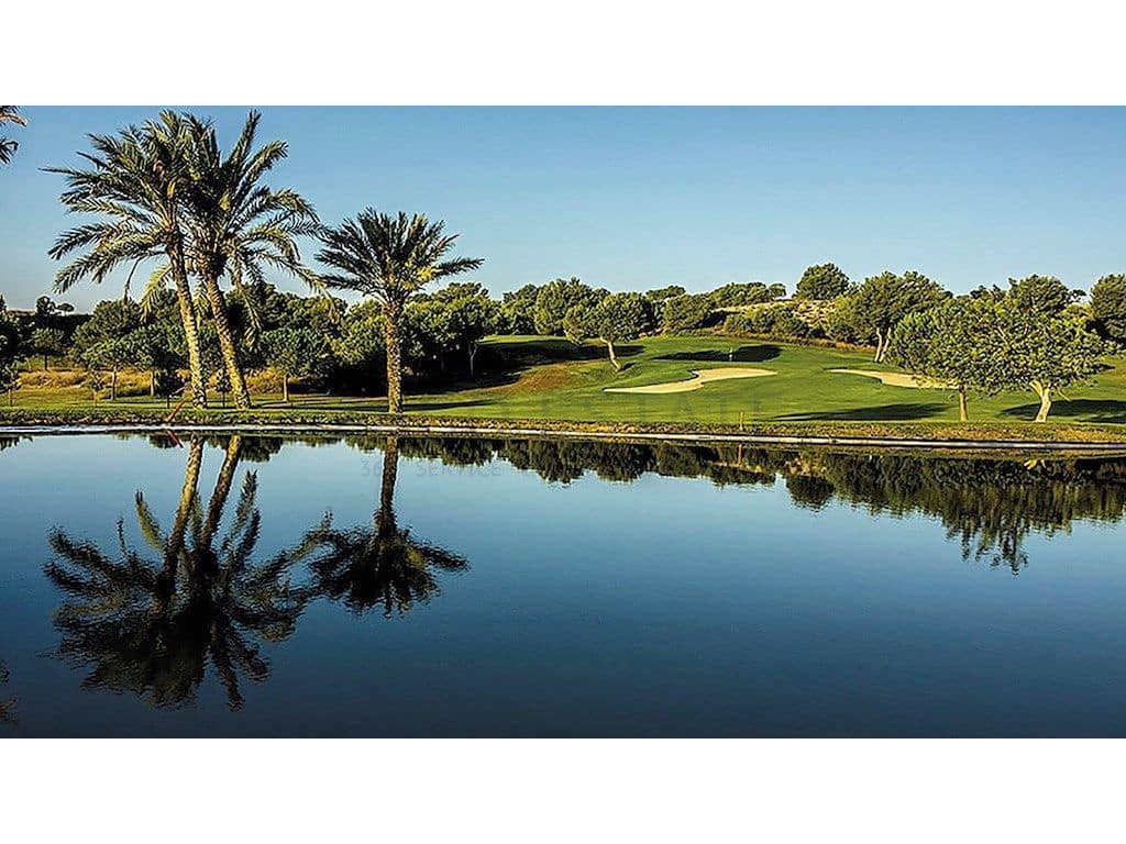 3 bedroom Flat for sale in Monforte del Cid with pool garage - € 230,000 (Ref: 9468712)