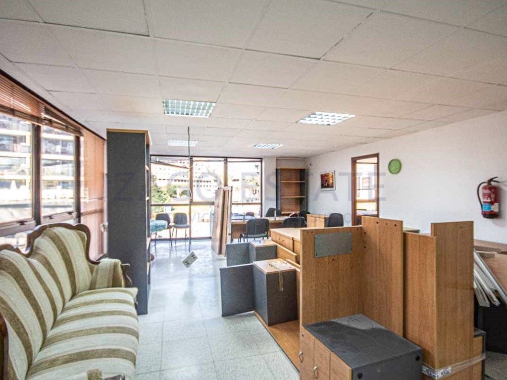 Commercial for rent in Benidorm - € 3,000 (Ref: 9468713)