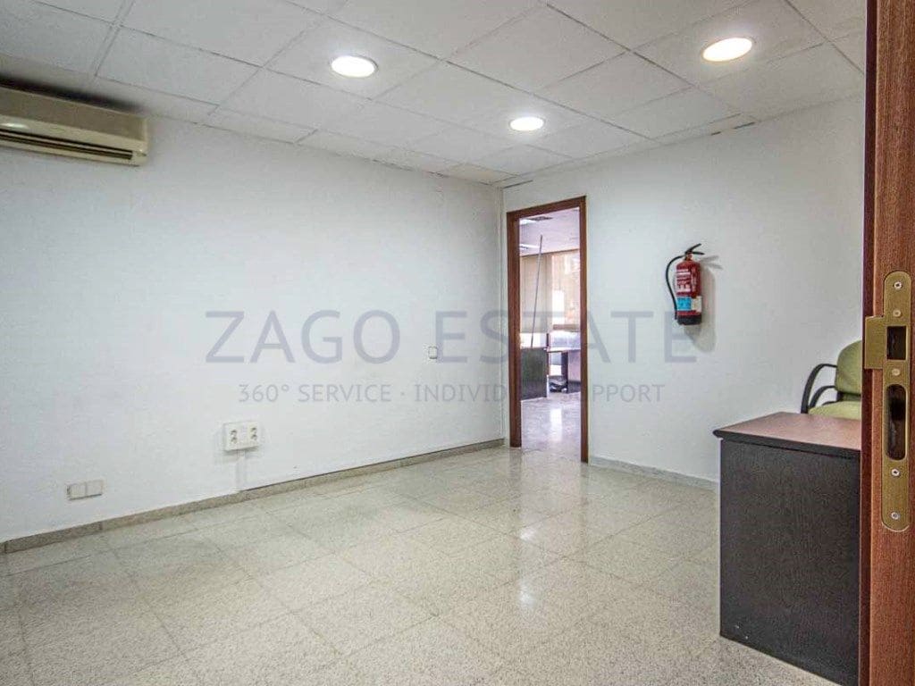 Commercial for rent in Benidorm - € 3,000 (Ref: 9468713)