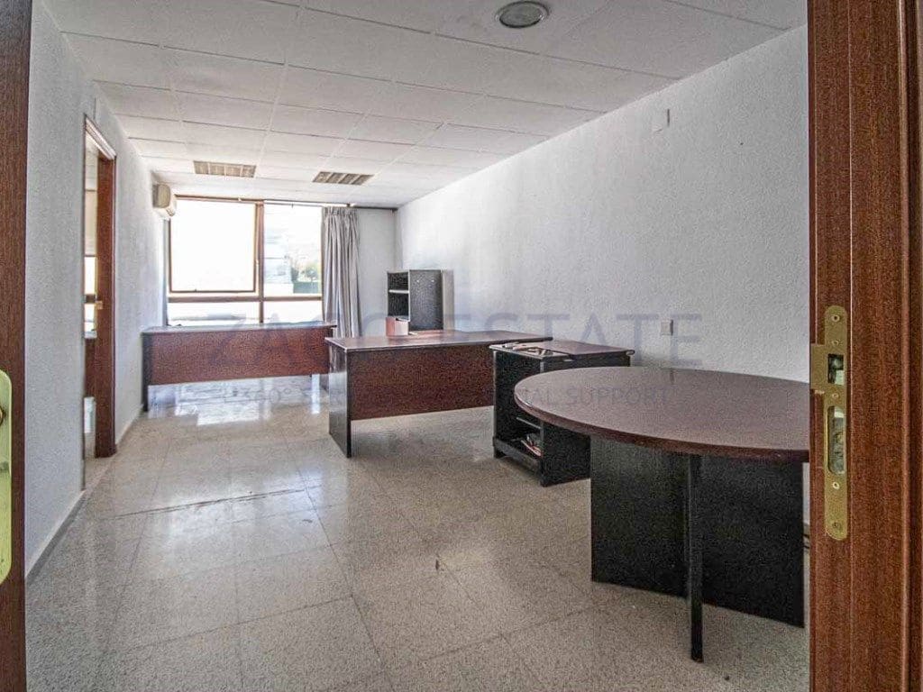 Commercial for rent in Benidorm - € 3,000 (Ref: 9468713)