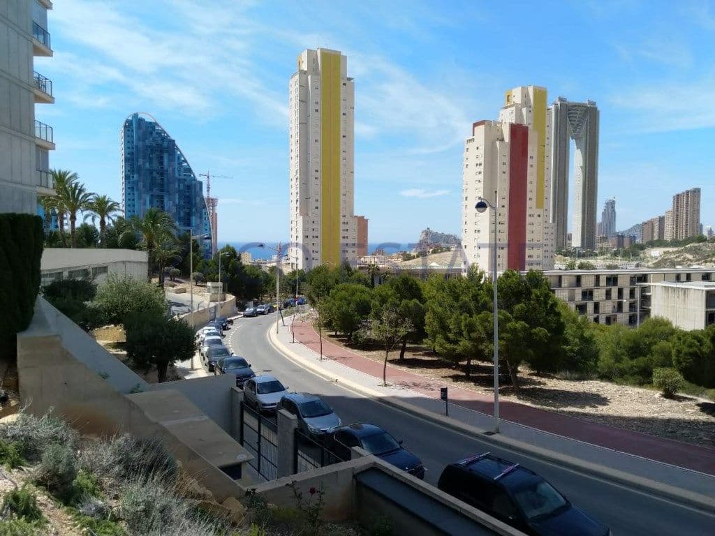 2 soveværelse Lejlighed til salg i Benidorm med garage - € 412.000 (Ref: 9468714)