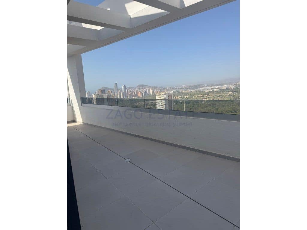 3 sypialnia Penthouse na sprzedaż w Benidorm z garażem - 800 000 € (Ref: 9468715)