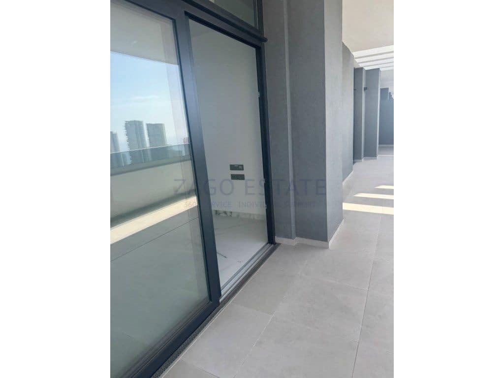 3 sypialnia Penthouse na sprzedaż w Benidorm z garażem - 800 000 € (Ref: 9468715)