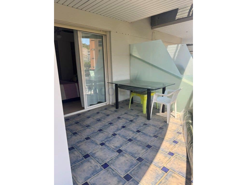 Piso de 2 habitaciones en La Villajoyosa / Vila Joiosa en venta con garaje - 385.000 € (Ref: 9468716)