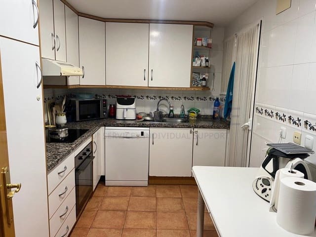 4 soveværelse Lejlighed til salg i Ensanche - Diputacion, Alicante by - € 350.000 (Ref: 9468717)