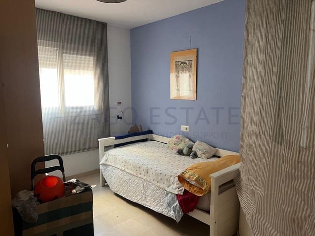 4 soveværelse Lejlighed til salg i Ensanche - Diputacion, Alicante by - € 350.000 (Ref: 9468717)
