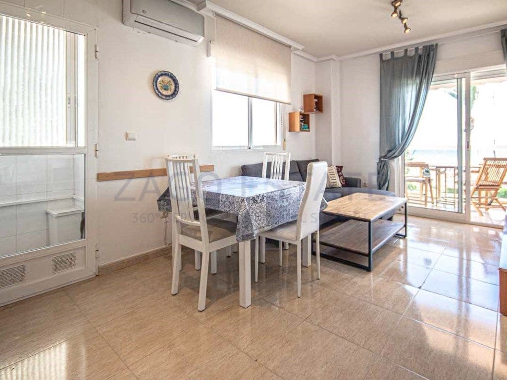 3 bedroom Beach Apartment for sale in El Campello with garage - € 390,000 (Ref: 9468722)