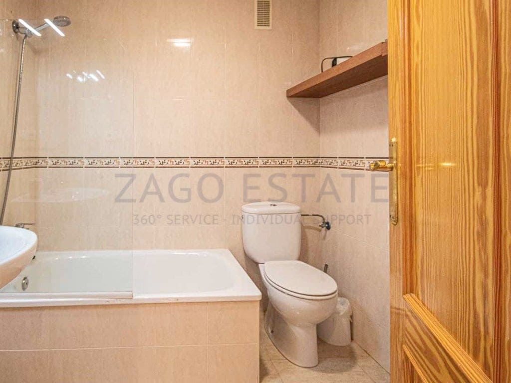 3 bedroom Beach Apartment for sale in El Campello with garage - € 390,000 (Ref: 9468722)