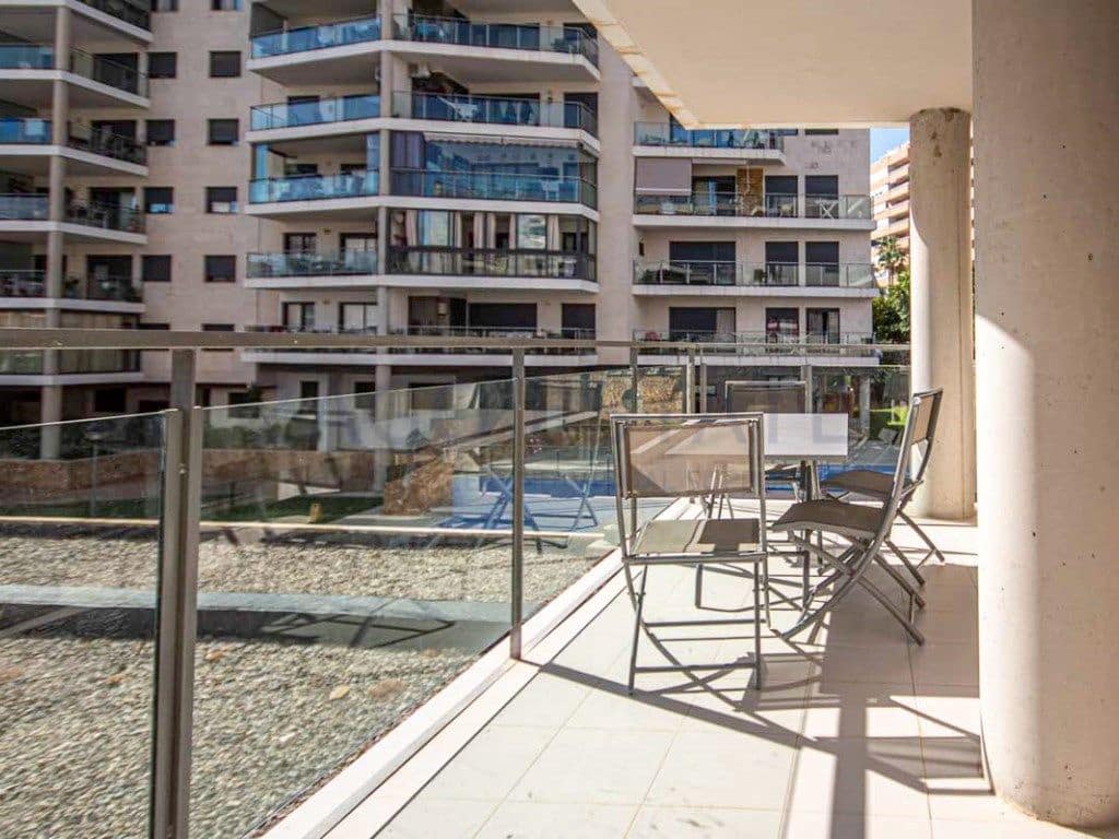 2 bedroom Apartment for rent in La Villajoyosa / Vila Joiosa with garage - € 1,450 (Ref: 9468723)