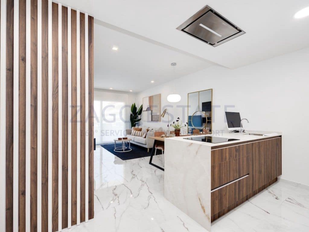 2 makuuhuone Huoneisto myytävänä paikassa Torrevieja mukana 
autotalli - 244 000 € (Ref: 9468726)