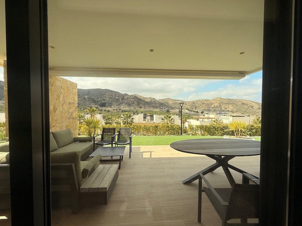 2 bedroom Flat for sale in Monforte del Cid with pool garage - € 360,000 (Ref: 9468729)