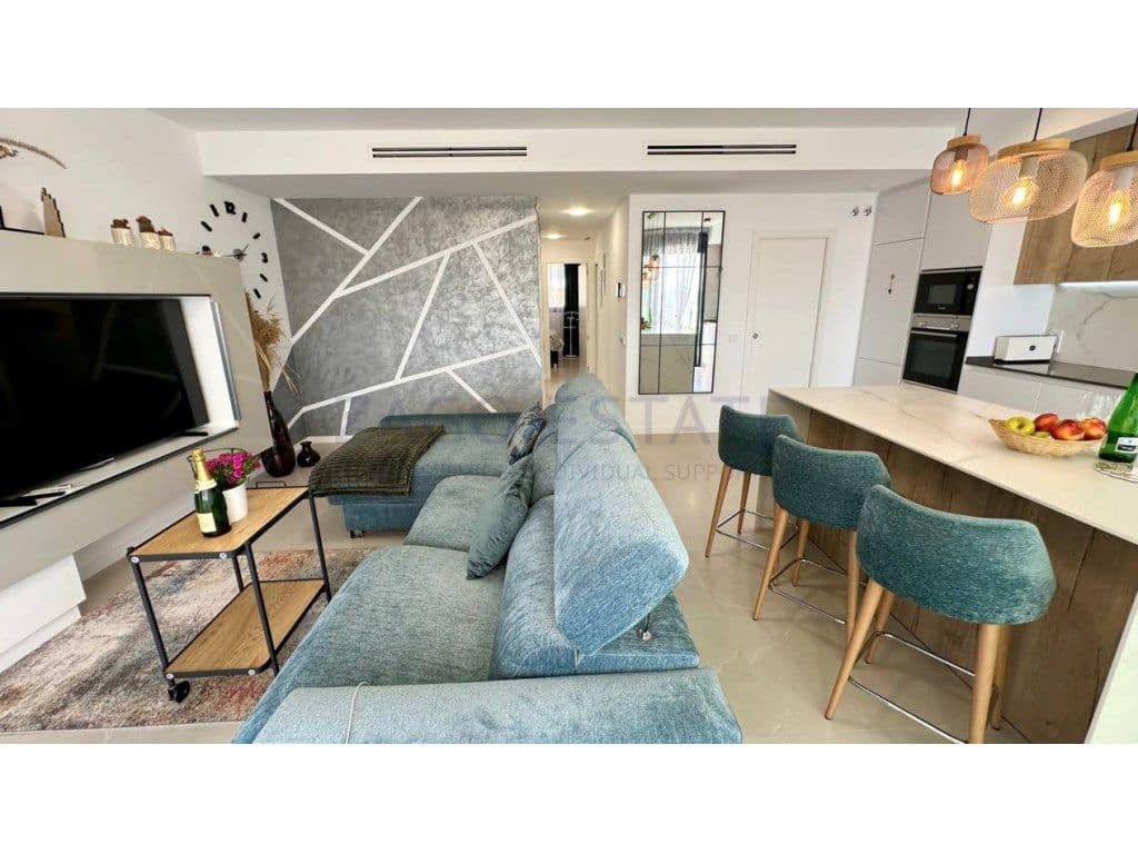 2 bedroom Apartment for sale in Finestrat with garage - € 419,000 (Ref: 9468730)