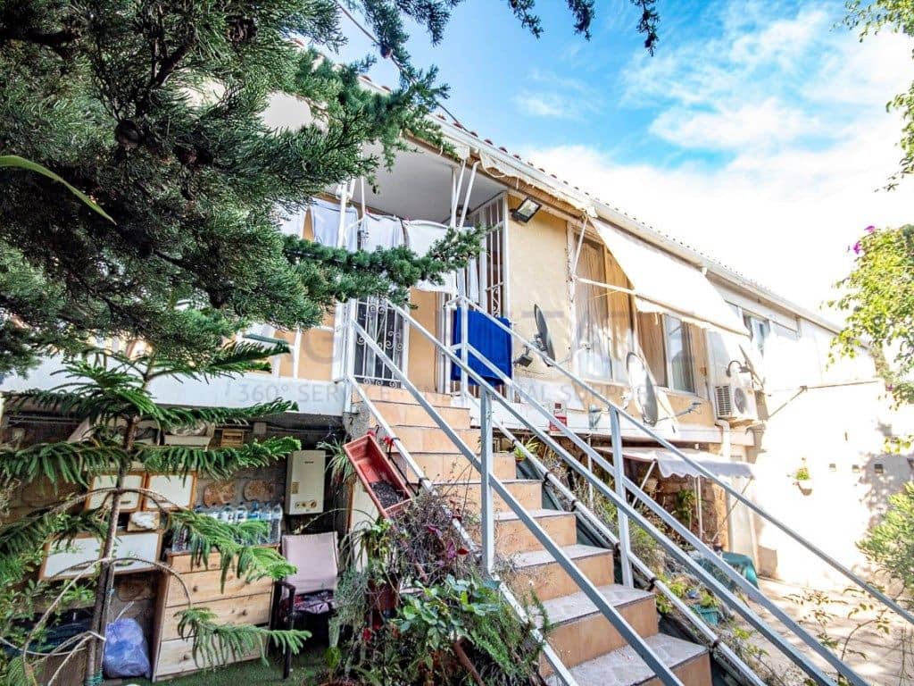 Apartamento de 6 habitaciones en Benidorm en venta - 450.000 € (Ref: 9468731)