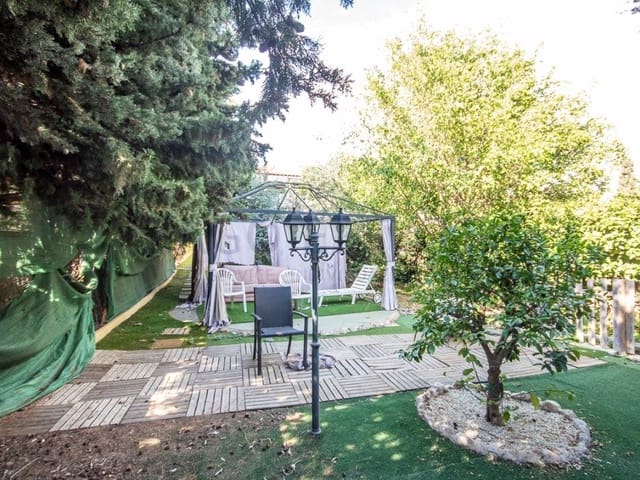 Apartamento de 6 habitaciones en Urbanizaciones, Benidorm en venta - 450.000 € (Ref: 9468731)