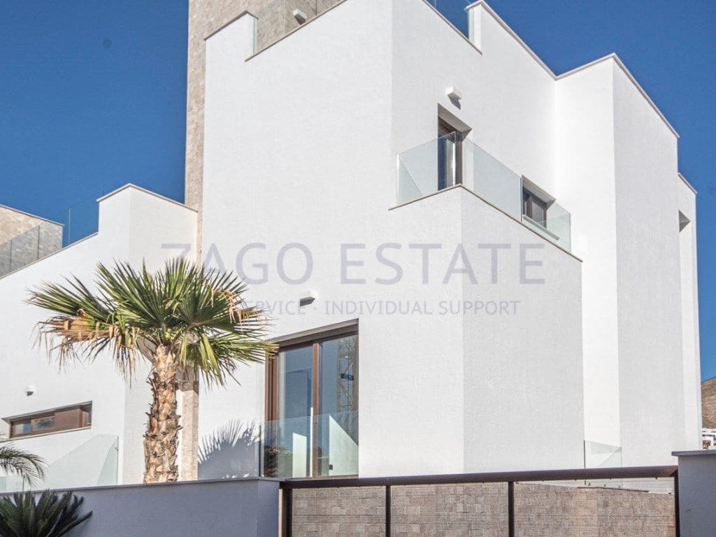 3 bedroom Villa for sale in Finestrat with garage - € 785,000 (Ref: 9468738)