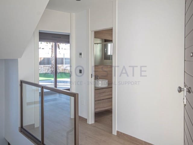 3 bedroom Villa for sale in Balcón de Finestrat - Terra Marina, Finestrat with garage - € 785,000 (Ref: 9468738)