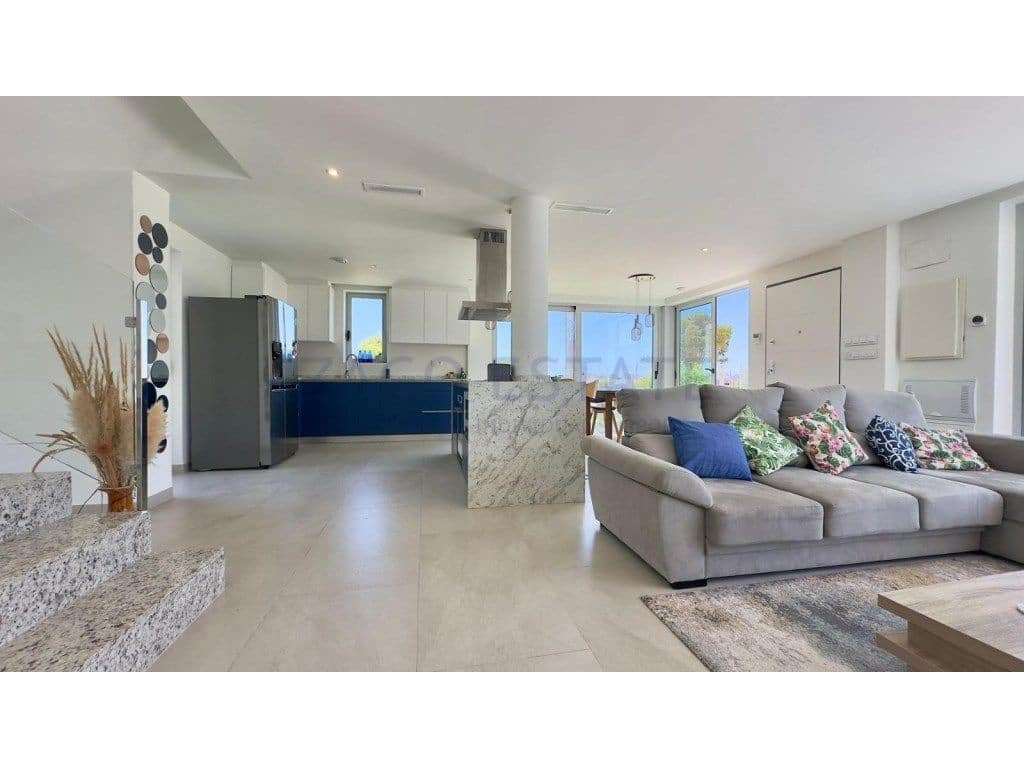 3 bedroom Villa for sale in Finestrat with pool garage - € 635,000 (Ref: 9468741)