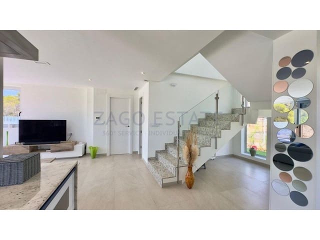3 bedroom Villa for sale in Balcón de Finestrat - Terra Marina, Finestrat with pool garage - € 635,000 (Ref: 9468741)