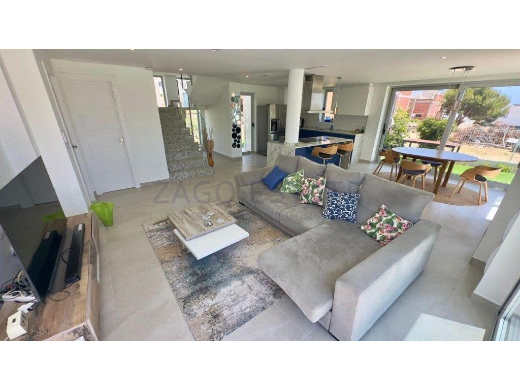 3 bedroom Villa for sale in Finestrat with pool garage - € 635,000 (Ref: 9468741)