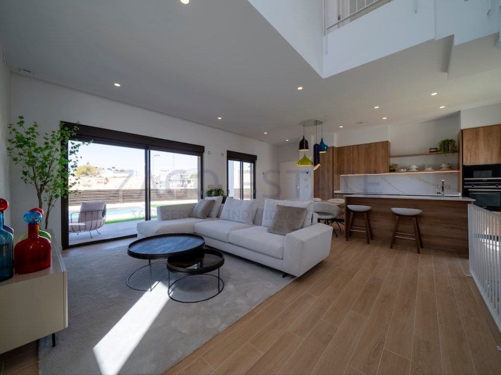 4 bedroom Villa for sale in Finestrat with pool garage - € 719,000 (Ref: 9468751)