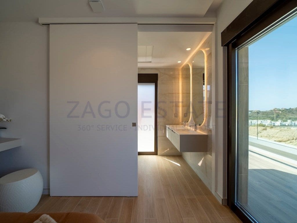 4 bedroom Villa for sale in Finestrat with pool garage - € 719,000 (Ref: 9468751)