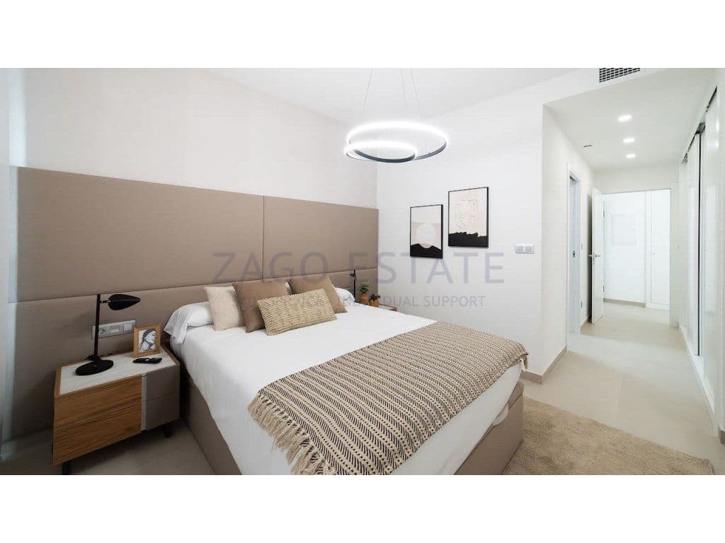 3 bedroom Flat for sale in Benidorm with pool garage - € 725,000 (Ref: 9468755)