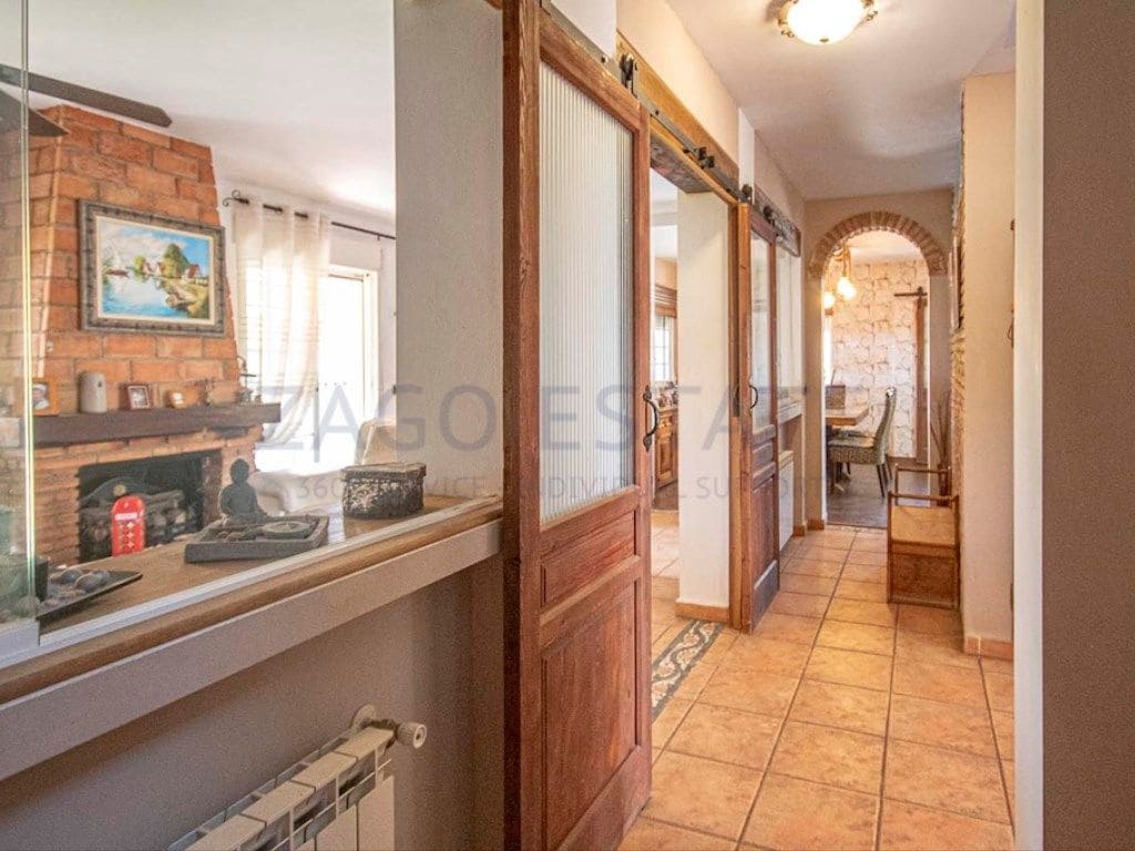 4 bedroom Villa for sale in La Nucia with garage - € 490,000 (Ref: 9468757)