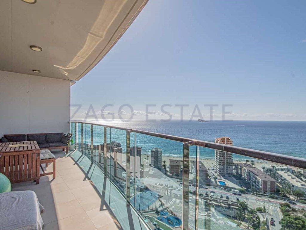 3 sypialnia Mieszkanie do wynajęcia w Benidorm z garażem - 2 900 € (Ref: 9525265)