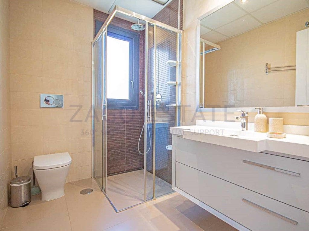 3 sypialnia Mieszkanie do wynajęcia w Benidorm z garażem - 2 900 € (Ref: 9525265)