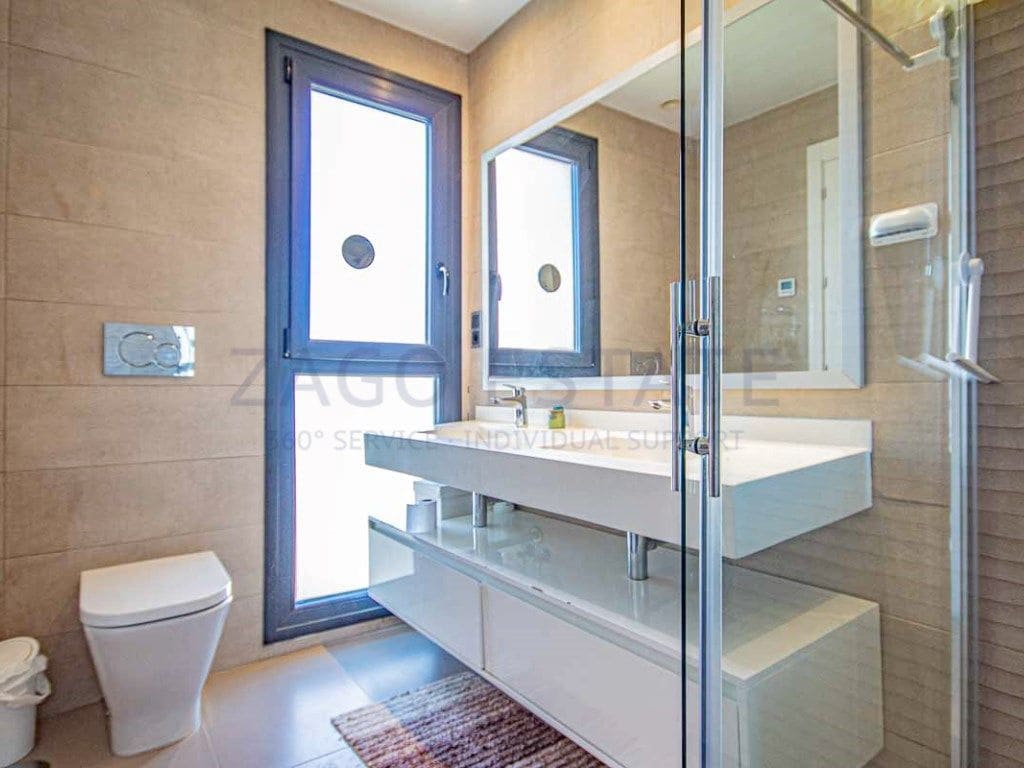 3 sypialnia Mieszkanie do wynajęcia w Benidorm z garażem - 2 900 € (Ref: 9525265)