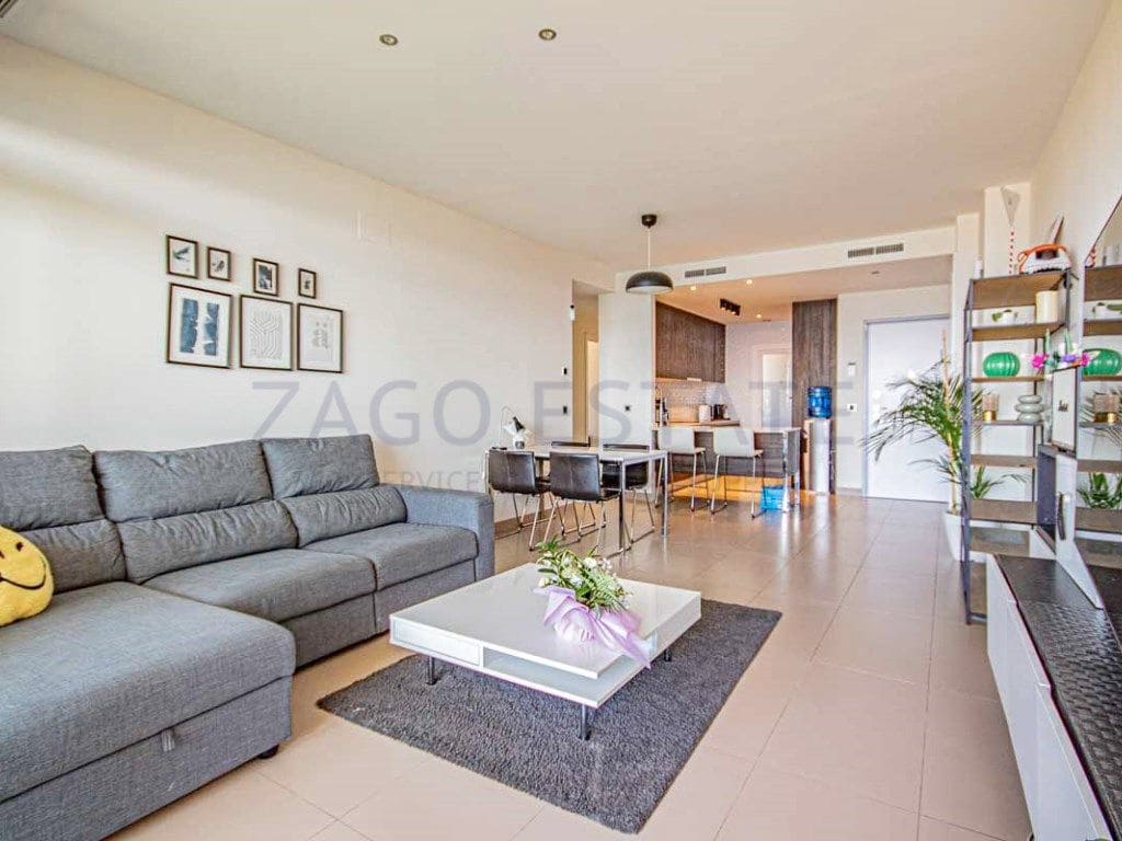 3 sypialnia Mieszkanie do wynajęcia w Benidorm z garażem - 2 900 € (Ref: 9525265)