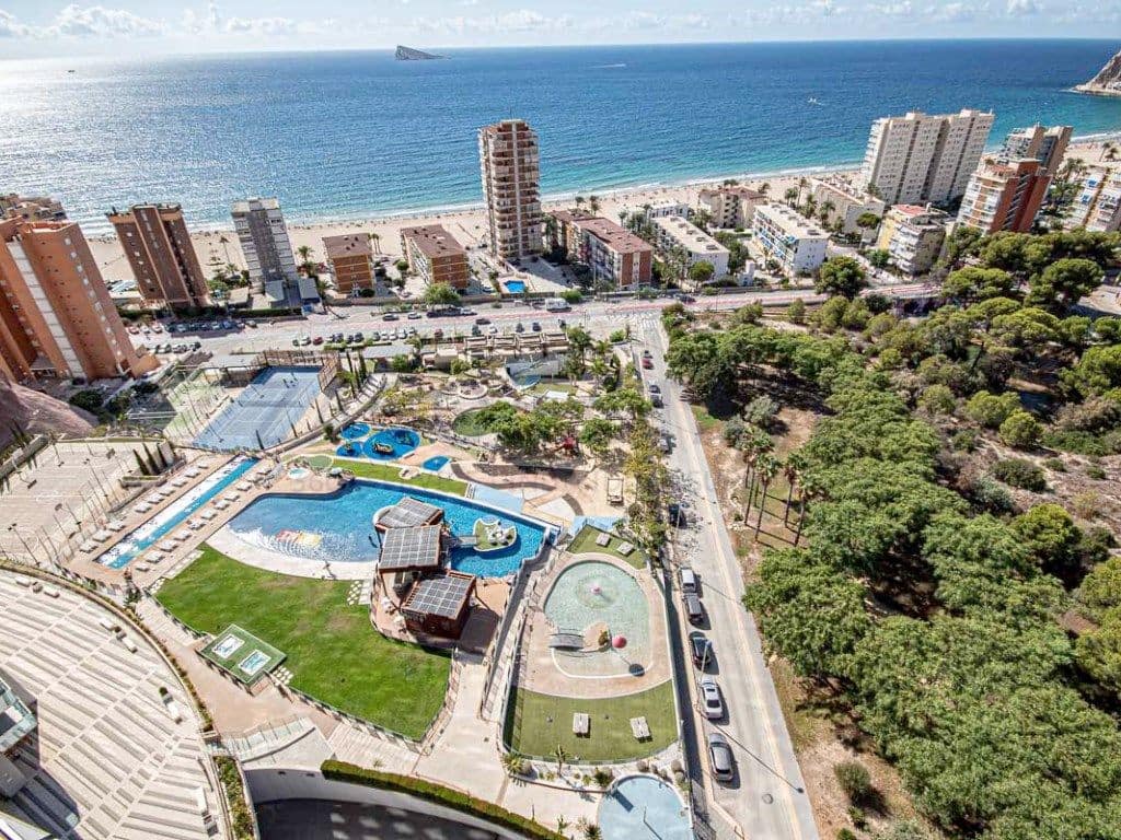 3 sypialnia Mieszkanie do wynajęcia w Benidorm z garażem - 2 900 € (Ref: 9525265)