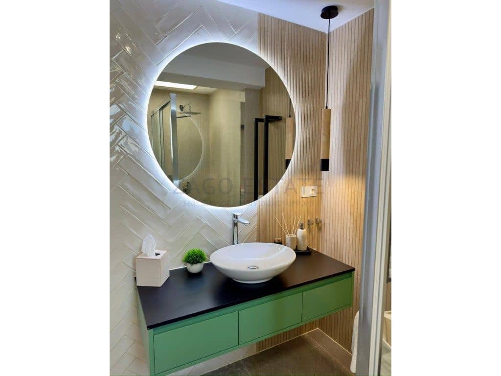 3 bedroom Flat for rent in Benidorm with garage - € 2,800 (Ref: 9542638)