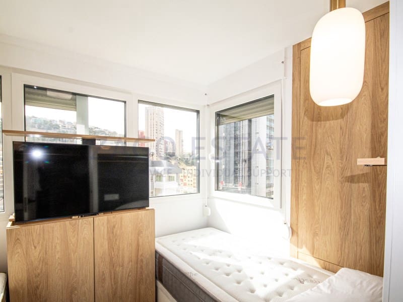 2 bedroom Flat for rent in Benidorm with pool garage - € 1,500 (Ref: 9542640)