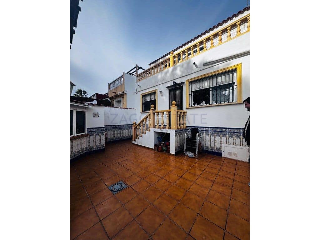 4 sypialnia Dom blizniak do wynajęcia w La Nucia - 1 600 € (Ref: 9566200)