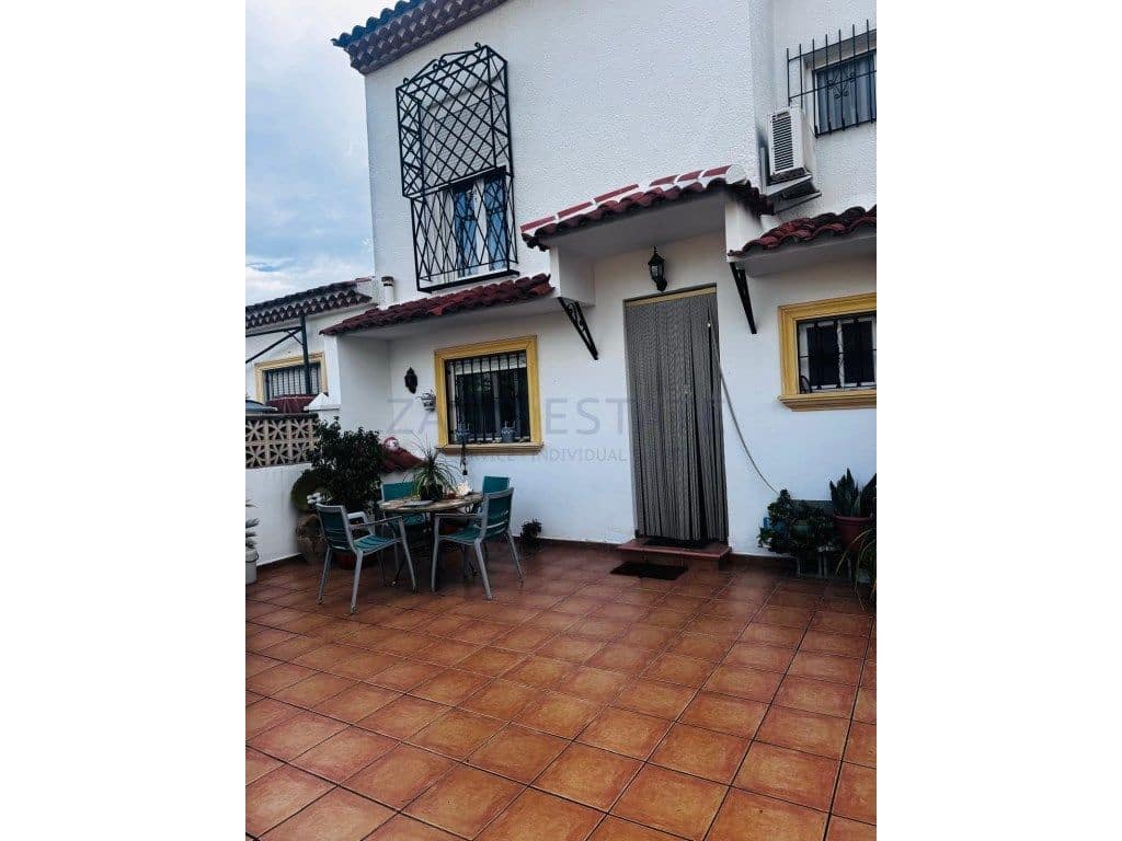 4 sypialnia Dom blizniak do wynajęcia w La Nucia - 1 600 € (Ref: 9566200)