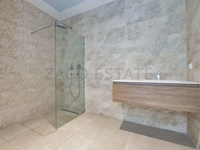 6 makuuhuone Huvila myytävänä paikassa Golf Bahía, Finestrat mukana uima-altaan 
autotalli - 1 200 000 € (Ref: 9574588)