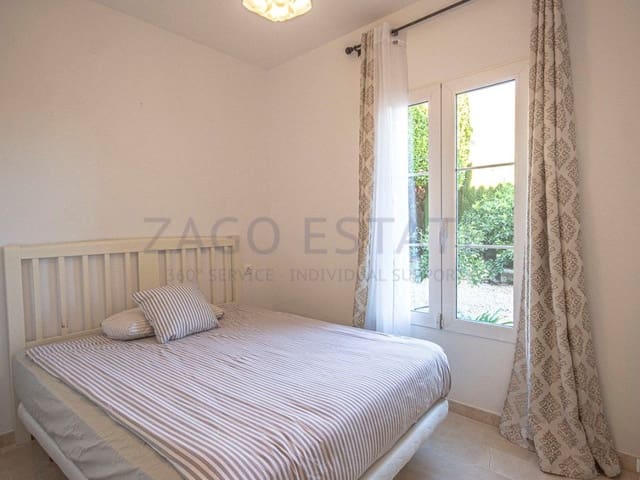 4 makuuhuone Huvila myytävänä paikassa Golf Bahía, Finestrat mukana 
autotalli - 900 000 € (Ref: 9574591)