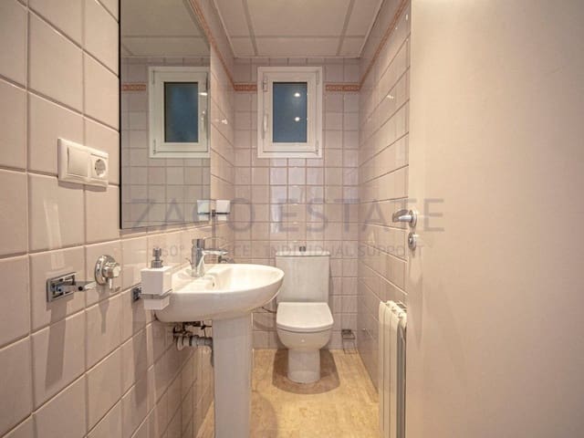 4 makuuhuone Huvila myytävänä paikassa Golf Bahía, Finestrat mukana 
autotalli - 900 000 € (Ref: 9574591)