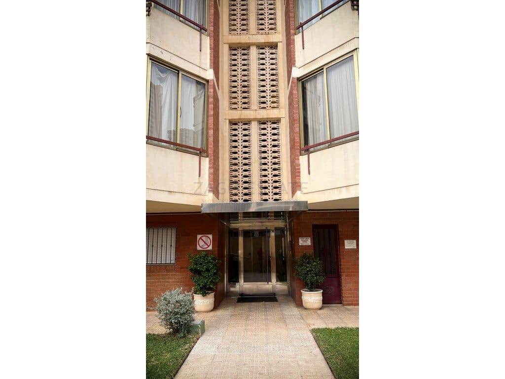 2 sovrum Lägenhet att hyra i Benidorm med garage - 1 500 € (Ref: 9596529)