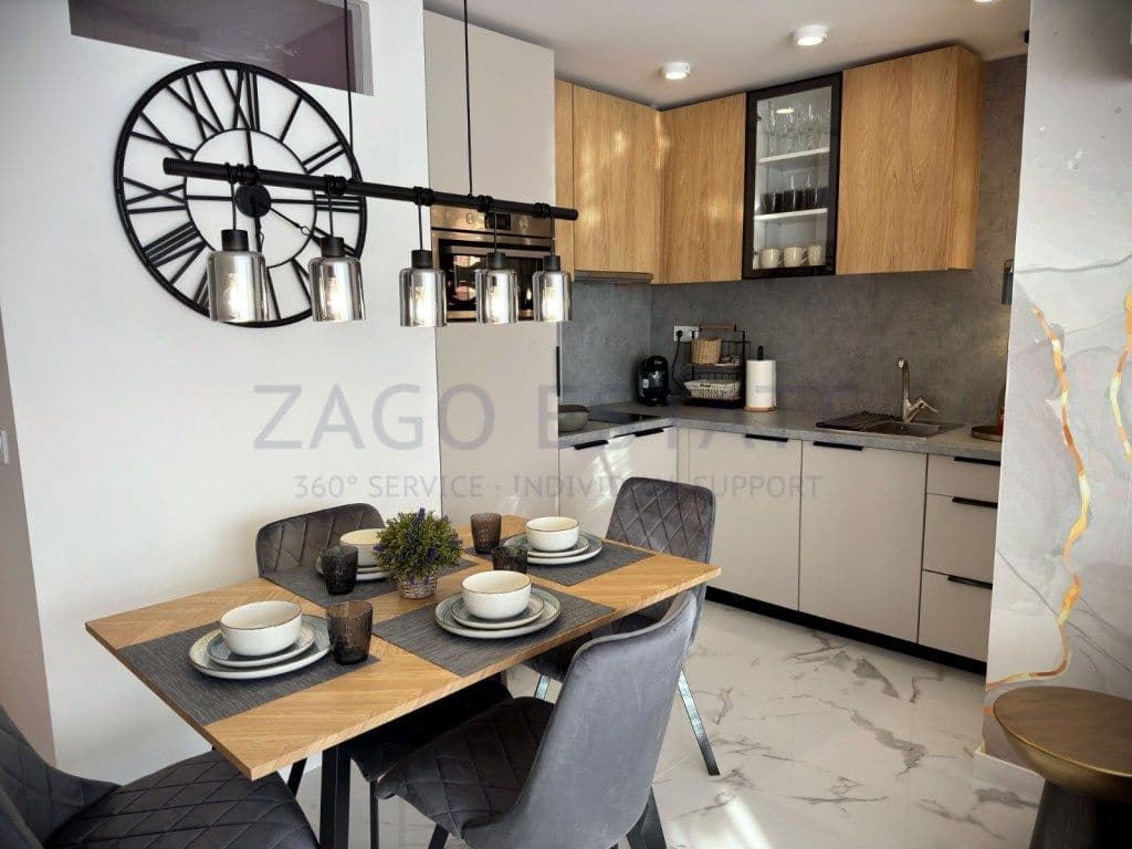 2 sovrum Lägenhet att hyra i Benidorm med garage - 1 500 € (Ref: 9596529)