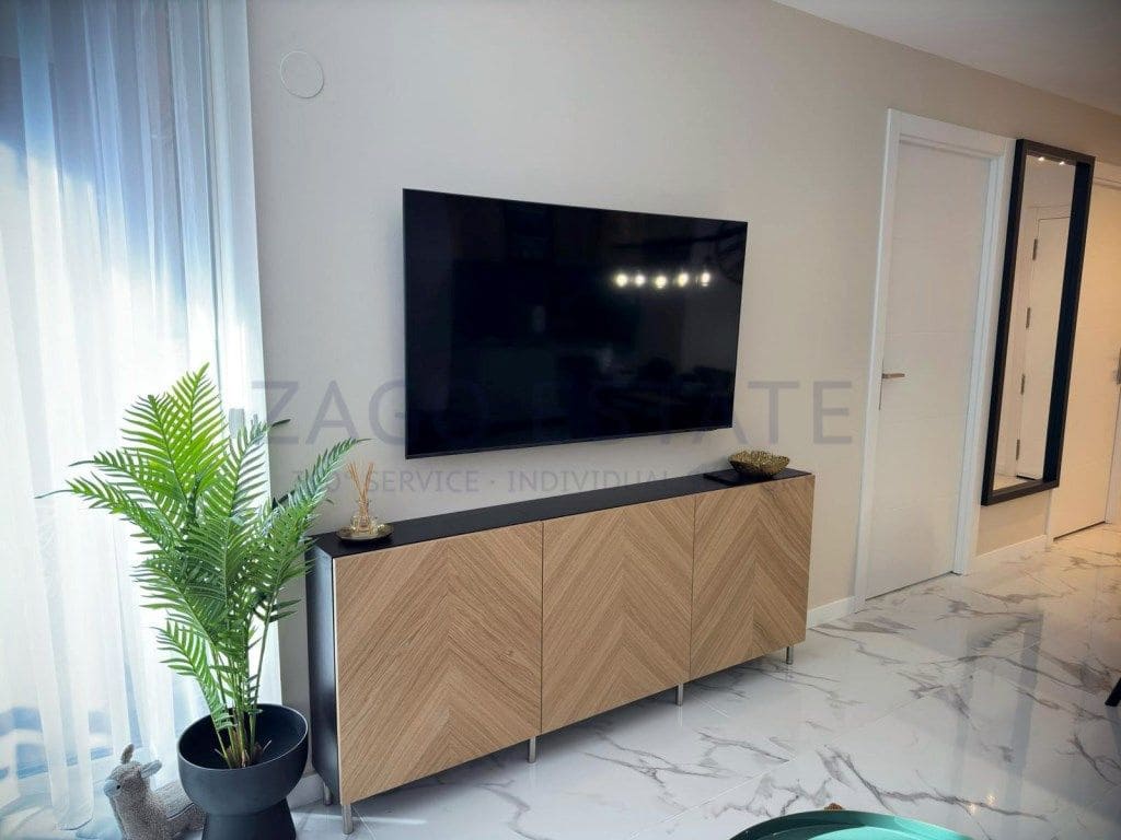 2 sovrum Lägenhet att hyra i Benidorm med garage - 1 500 € (Ref: 9596529)