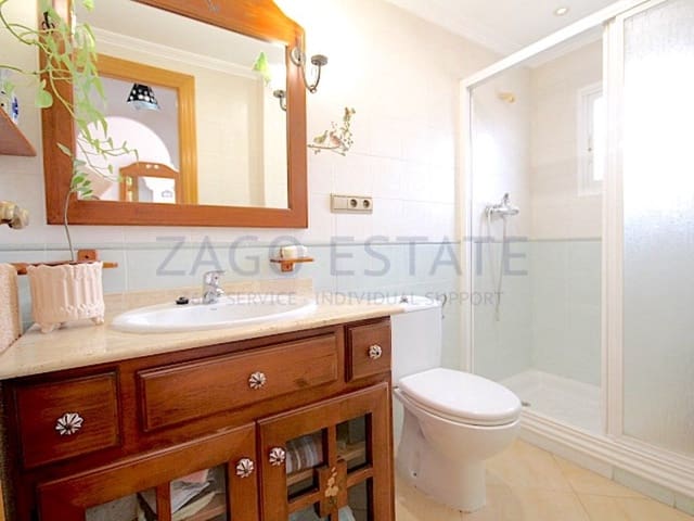 Pareado de 4 habitaciones en Barranco Hondo, La Nucia en venta - 320.000 € (Ref: 9634903)