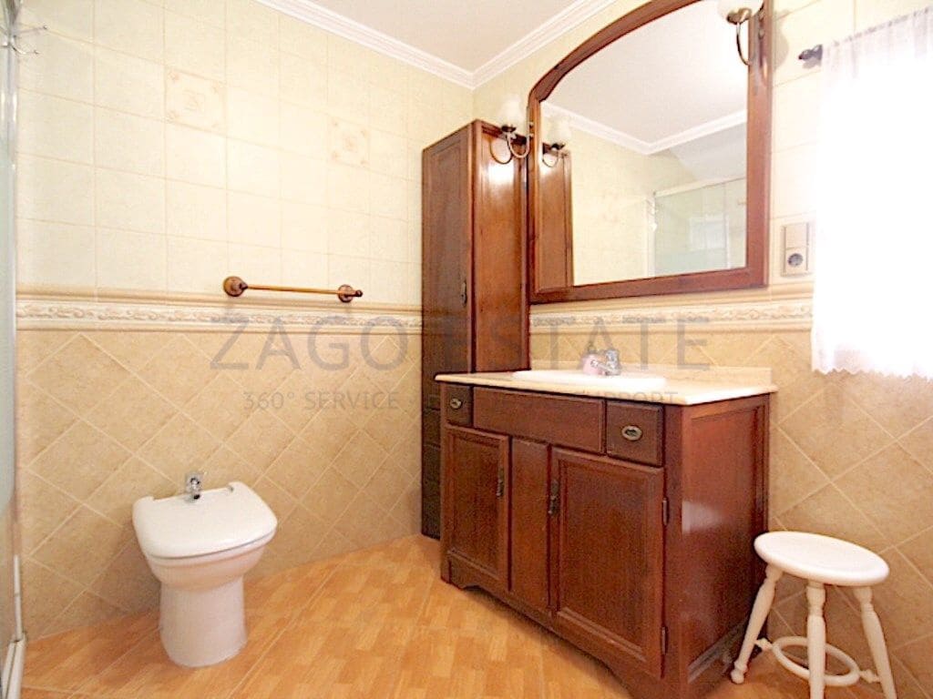 Pareado de 4 habitaciones en La Nucia en venta - 320.000 € (Ref: 9634903)