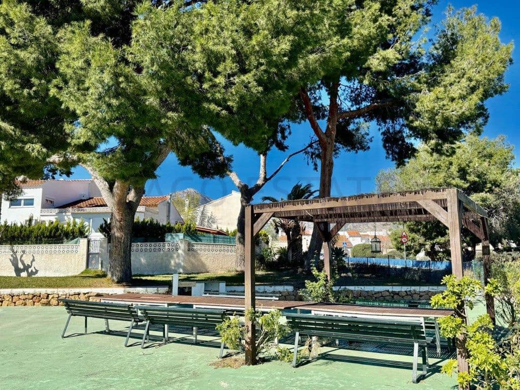 Pareado de 4 habitaciones en La Nucia en venta - 320.000 € (Ref: 9634903)